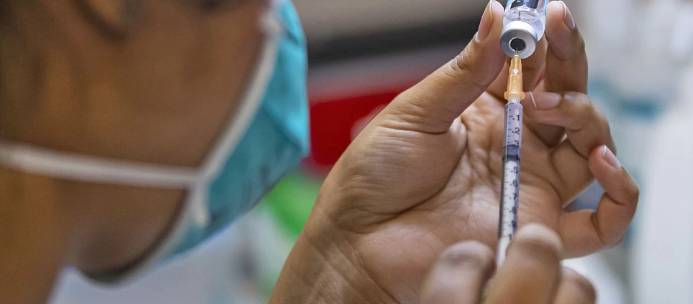 Τρίτη δόση εμβολίου: Για ποιους άνοιξε η πλατφόρμα; - Δείτε αναλυτικά